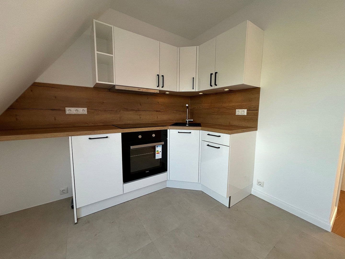 Pronájem bytu 3+1 90 m², München, Bavorsko Pronájem bytu 3+1 90 m², München, Bavorsko