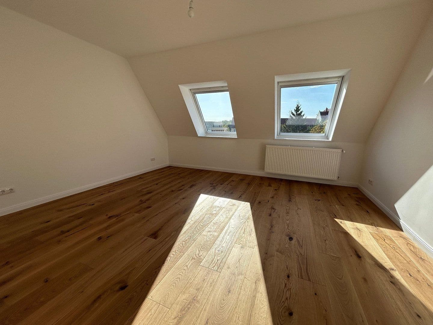 Pronájem bytu 3+1 90 m², München, Bavorsko Pronájem bytu 3+1 90 m², München, Bavorsko