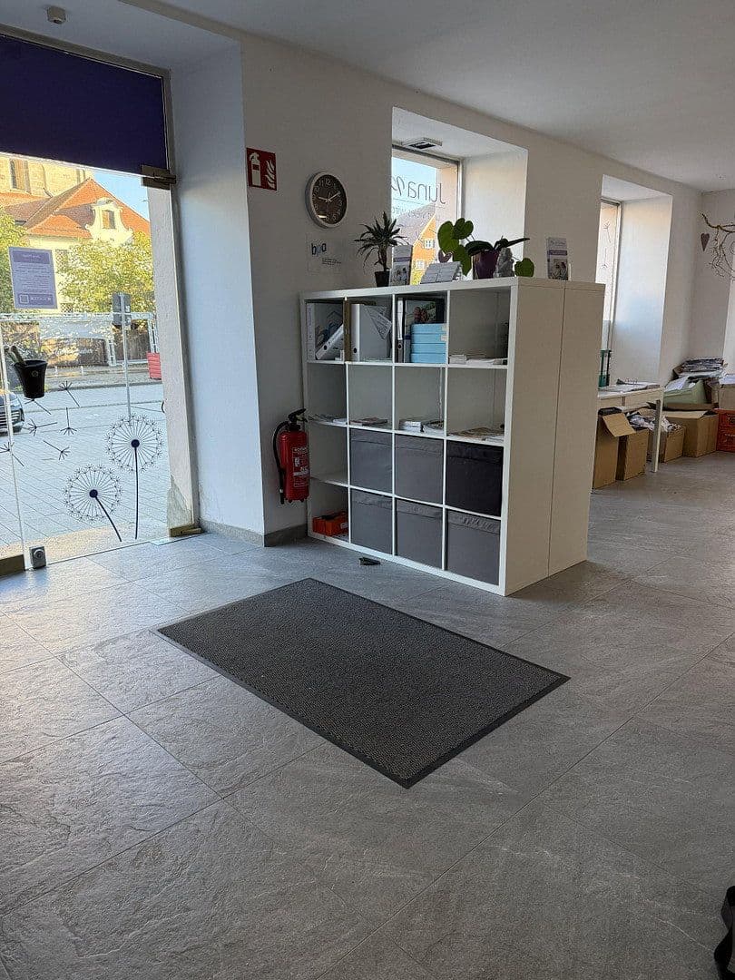 Pronájem nebytového prostoru 150 m², Marktplatz 18, Ellwangen (Jagst), Bádensko-Württembersko Pronájem nebytového prostoru 150 m², Marktplatz 18, Ellwangen (Jagst), Bádensko-Württembersko