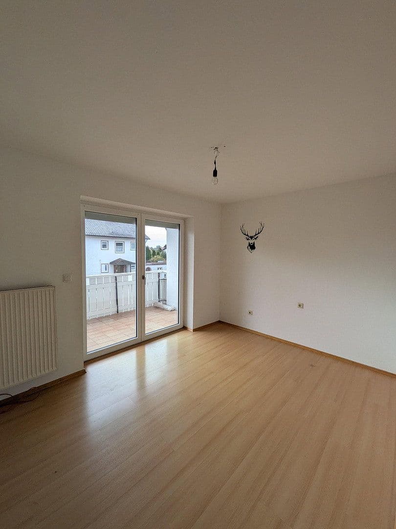 Prodej domu 179 m², pozemek 362 m², Siedlerstraße 9a, Kammlach, Bavorsko Prodej domu 179 m², pozemek 362 m², Siedlerstraße 9a, Kammlach, Bavorsko