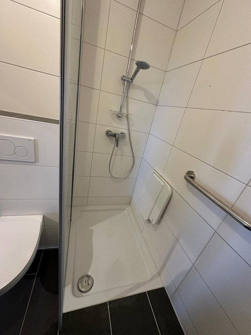 Pronájem bytu 2+1 60 m², Offenbach, Hessen Pronájem bytu 2+1 60 m², Offenbach, Hessen