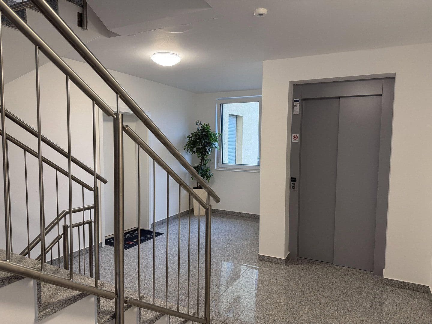 Prodej bytu 4+1 119 m², Beckenhofen Straße 42, Pirmasens/ Ruhbank, Porýní-Falc Prodej bytu 4+1 119 m², Beckenhofen Straße 42, Pirmasens/ Ruhbank, Porýní-Falc