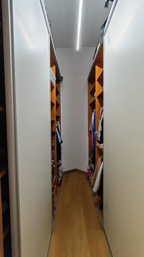 Prodej bytu 4+kk 146 m², Dotzheimer Straße 56, Wiesbaden, Hessen Prodej bytu 4+kk 146 m², Dotzheimer Straße 56, Wiesbaden, Hessen