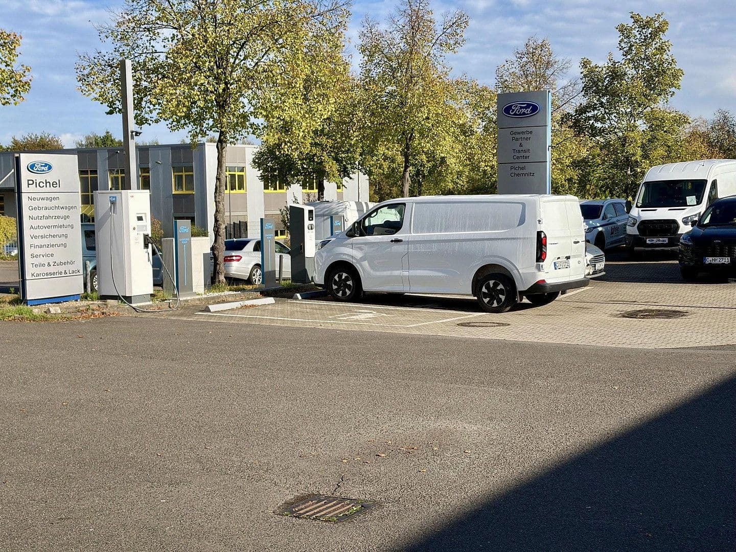 Prodej nebytového prostoru 3.422 m², Blankenburgstraße 75, Chemnitz, Sasko Prodej nebytového prostoru 3.422 m², Blankenburgstraße 75, Chemnitz, Sasko