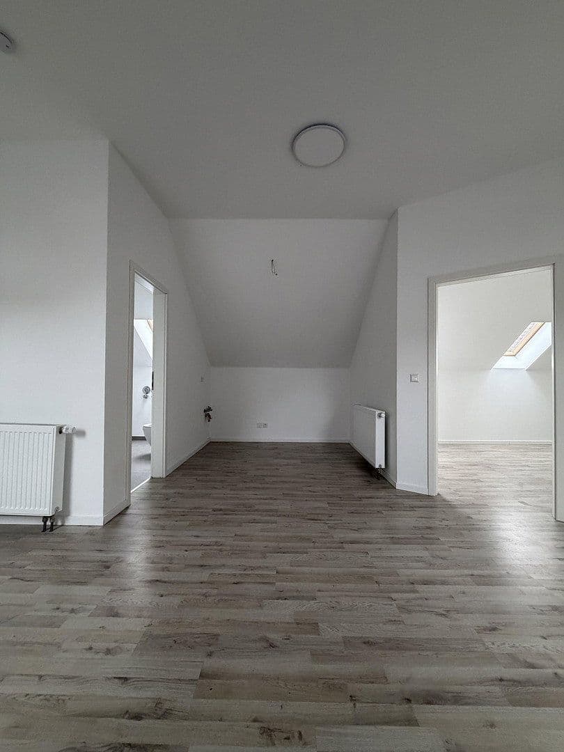 Pronájem bytu 2+1 50 m², Niederwaldstraße 9, Sandweier, Baden-Baden, Bádensko-Württembersko Pronájem bytu 2+1 50 m², Niederwaldstraße 9, Sandweier, Baden-Baden, Bádensko-Württembersko
