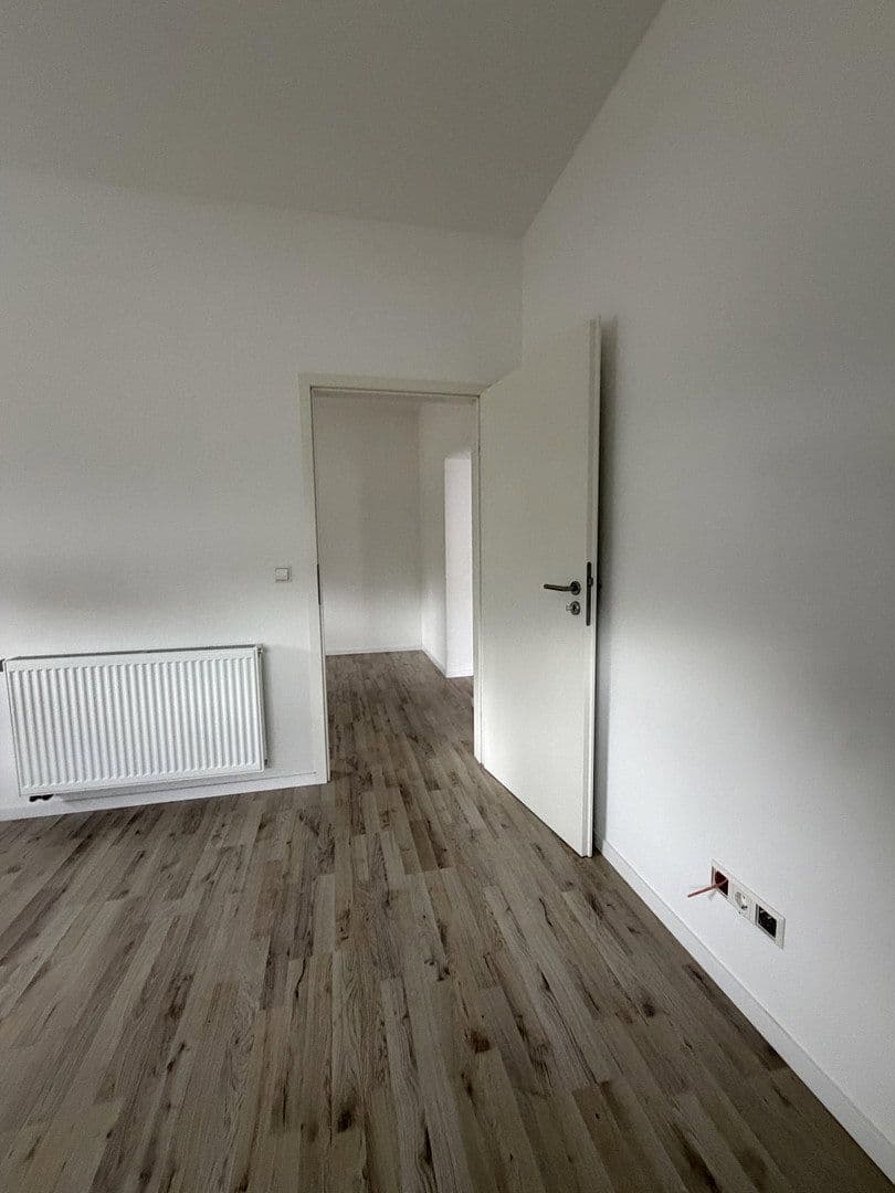 Pronájem bytu 2+1 45 m², Niederwaldstraße 9, Baden-Baden, Bádensko-Württembersko Pronájem bytu 2+1 45 m², Niederwaldstraße 9, Baden-Baden, Bádensko-Württembersko