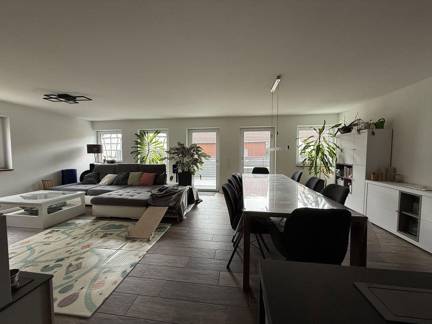 Pronájem bytu 4+1 125 m², Pliezhausen, Bádensko-Württembersko Pronájem bytu 4+1 125 m², Pliezhausen, Bádensko-Württembersko