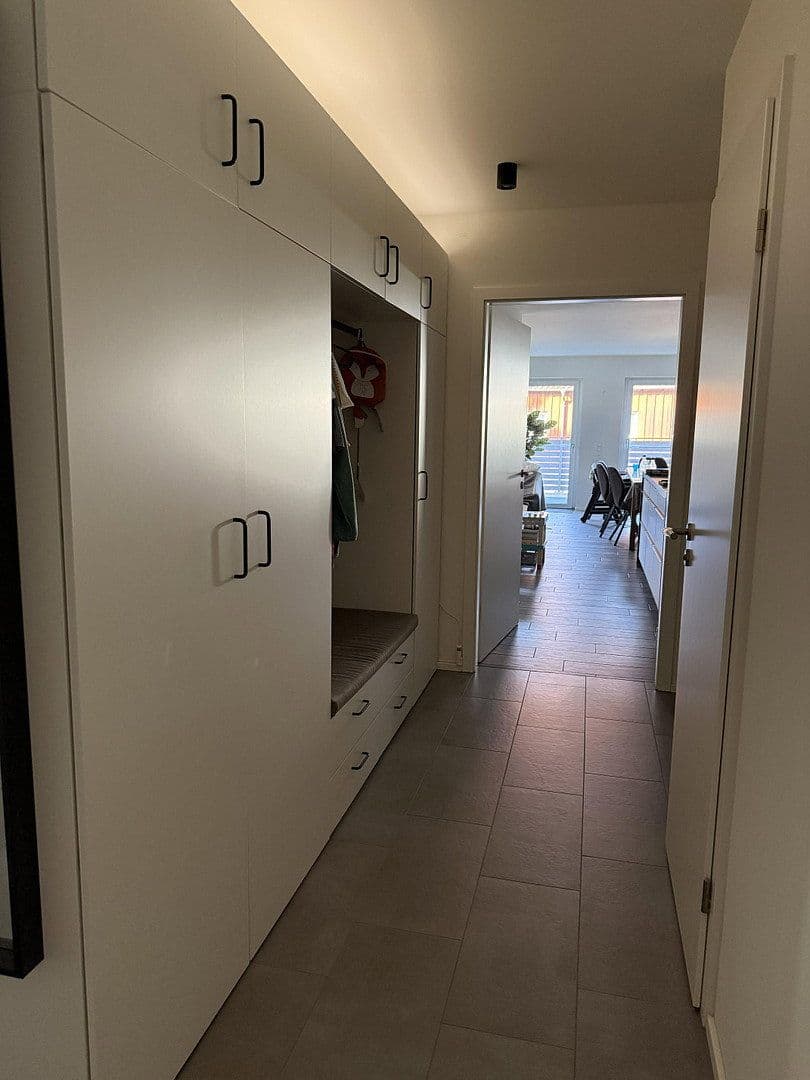 Pronájem bytu 4+1 125 m², Pliezhausen, Bádensko-Württembersko Pronájem bytu 4+1 125 m², Pliezhausen, Bádensko-Württembersko