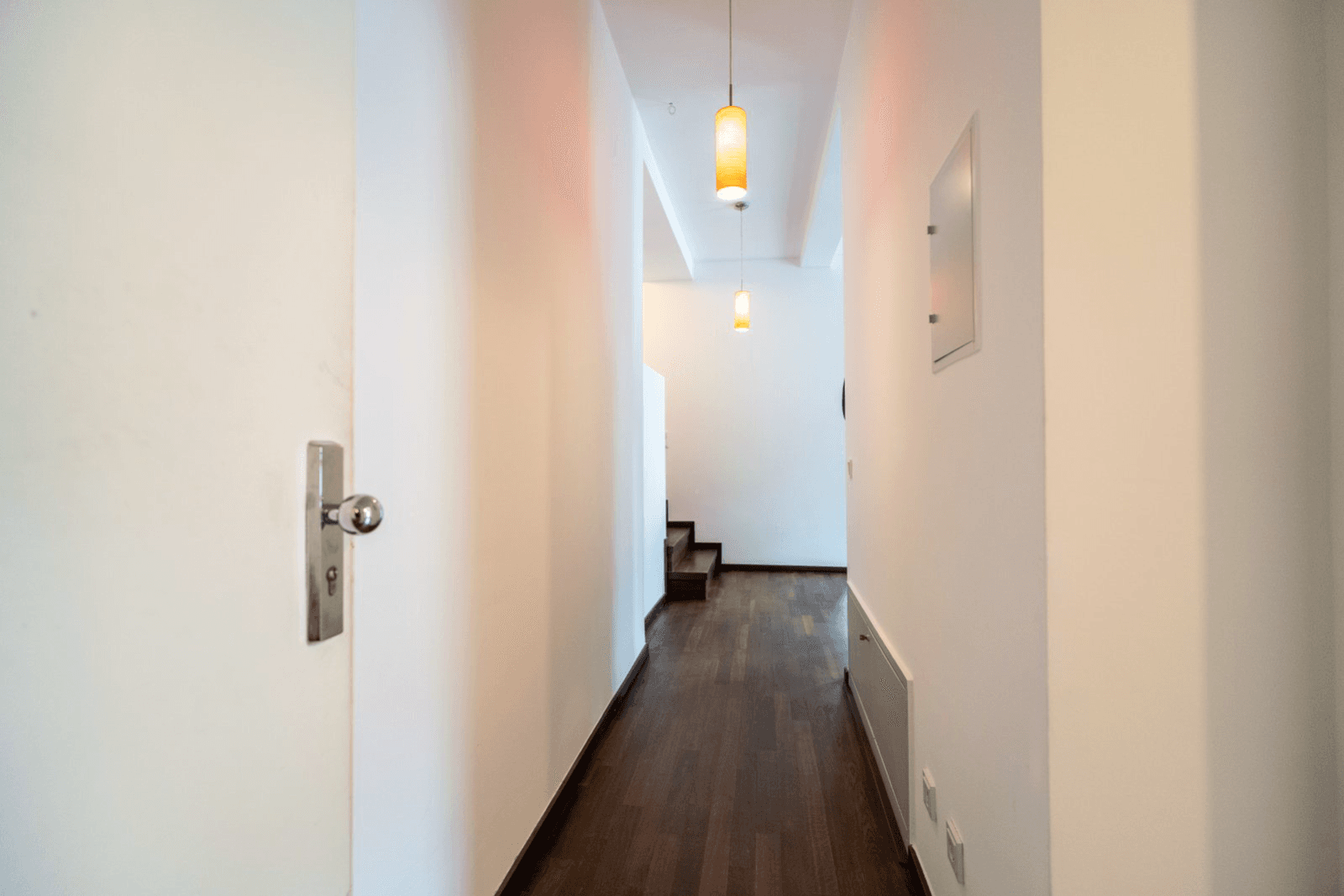 Pronájem bytu 2+kk 96 m², Düsseldorf, Severní Porýní-Vestfálsko Pronájem bytu 2+kk 96 m², Düsseldorf, Severní Porýní-Vestfálsko