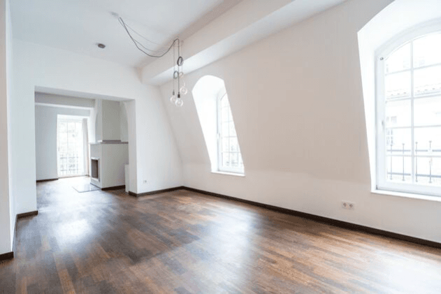 Pronájem bytu 2+kk 96 m², Düsseldorf, Severní Porýní-Vestfálsko Pronájem bytu 2+kk 96 m², Düsseldorf, Severní Porýní-Vestfálsko