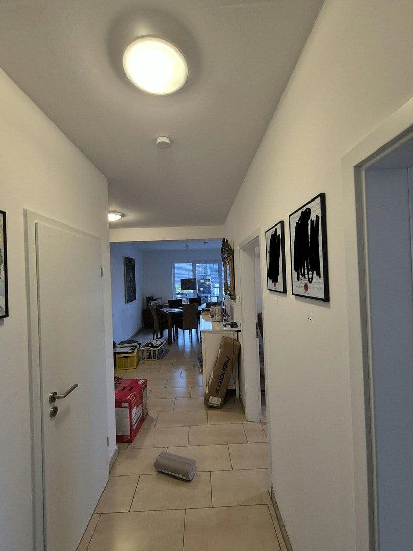 Pronájem bytu 3+1 108 m², Bantzerweg 4 A, Gießen, Hessen Pronájem bytu 3+1 108 m², Bantzerweg 4 A, Gießen, Hessen