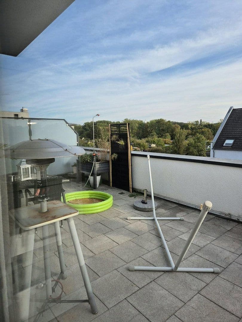 Pronájem bytu 3+1 108 m², Bantzerweg 4 A, Gießen, Hessen Pronájem bytu 3+1 108 m², Bantzerweg 4 A, Gießen, Hessen