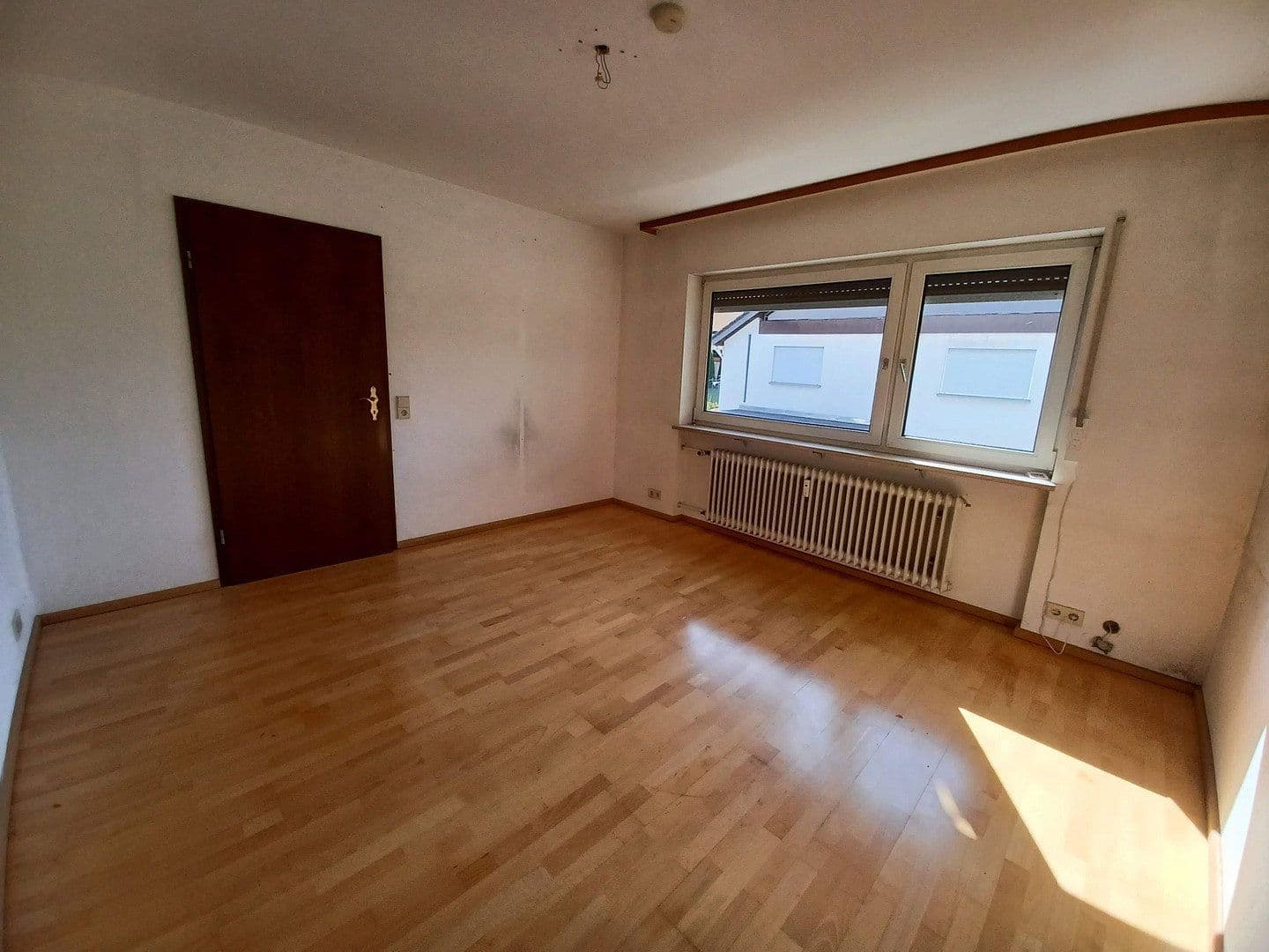 Pronájem bytu 3+kk 115 m², Baden-Baden - Neuweier, Bádensko-Württembersko Pronájem bytu 3+kk 115 m², Baden-Baden - Neuweier, Bádensko-Württembersko