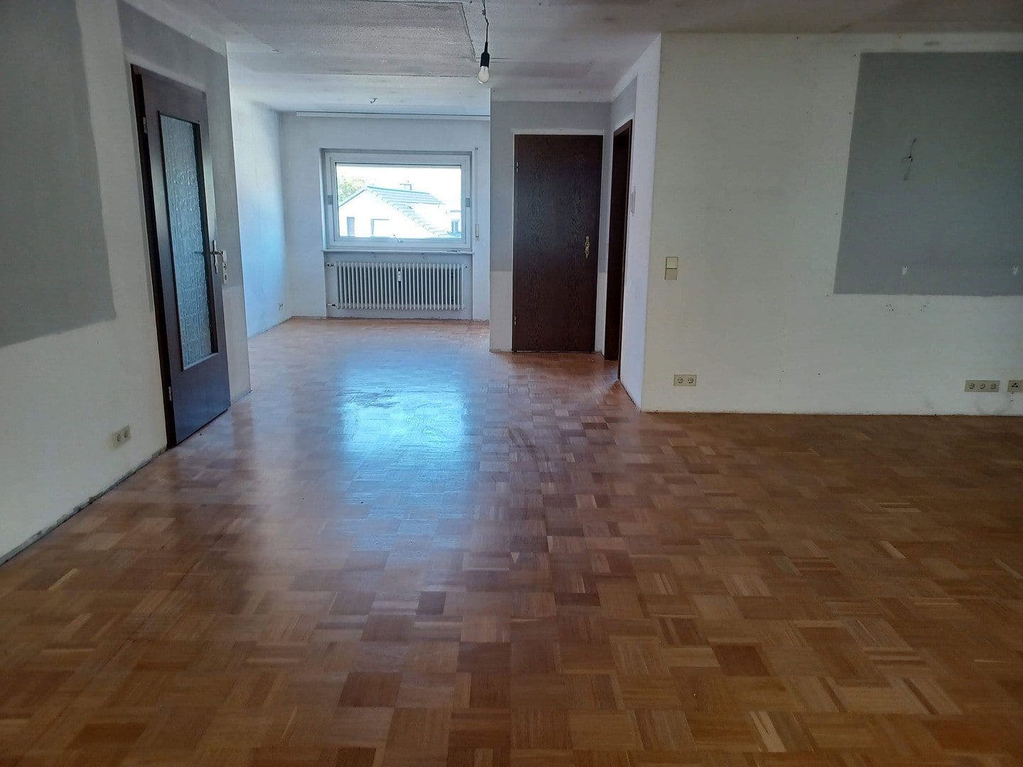 Pronájem bytu 3+kk 115 m², Baden-Baden - Neuweier, Bádensko-Württembersko Pronájem bytu 3+kk 115 m², Baden-Baden - Neuweier, Bádensko-Württembersko