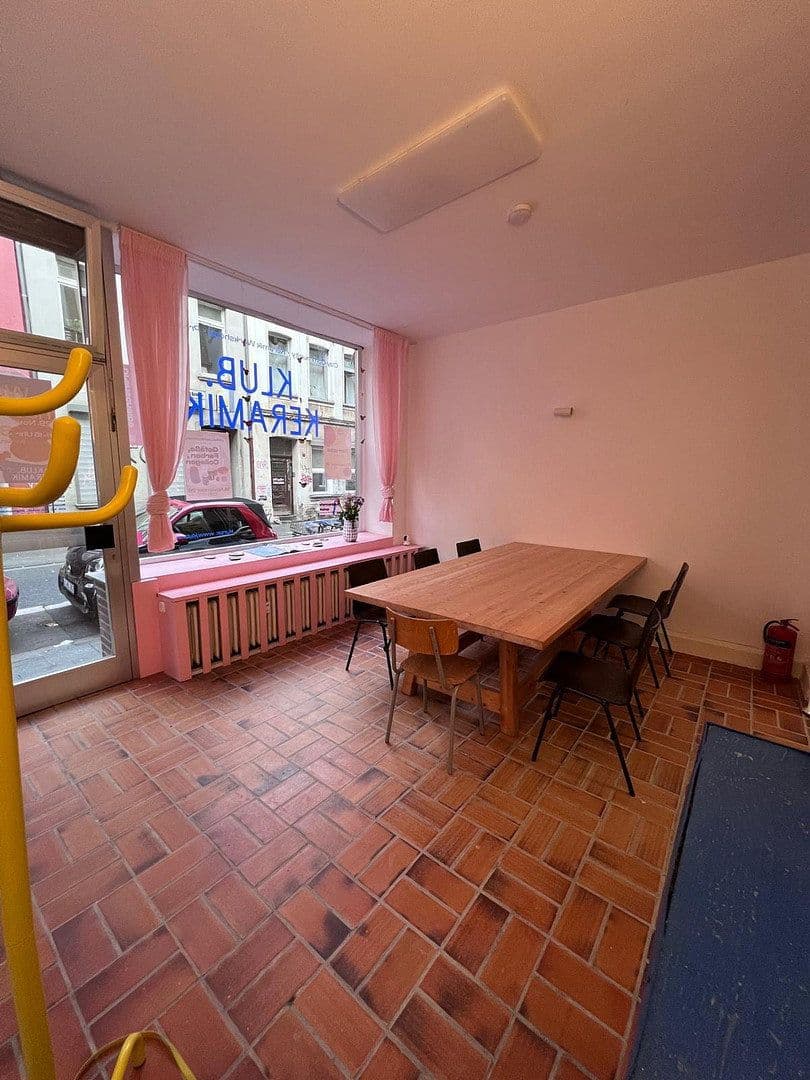 Pronájem nebytového prostoru 178 m², Wahlenstr.22, Köln, Severní Porýní-Vestfálsko Pronájem nebytového prostoru 178 m², Wahlenstr.22, Köln, Severní Porýní-Vestfálsko