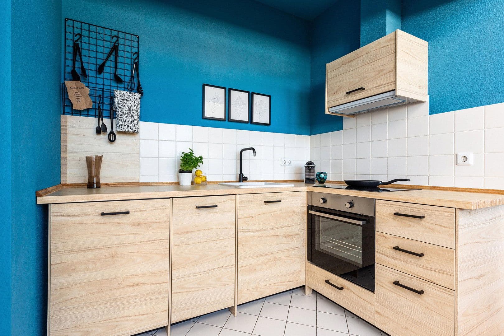 Prodej bytu 1+1 46 m², Kastanienallee 61, Berlin, Berlín Prodej bytu 1+1 46 m², Kastanienallee 61, Berlin, Berlín