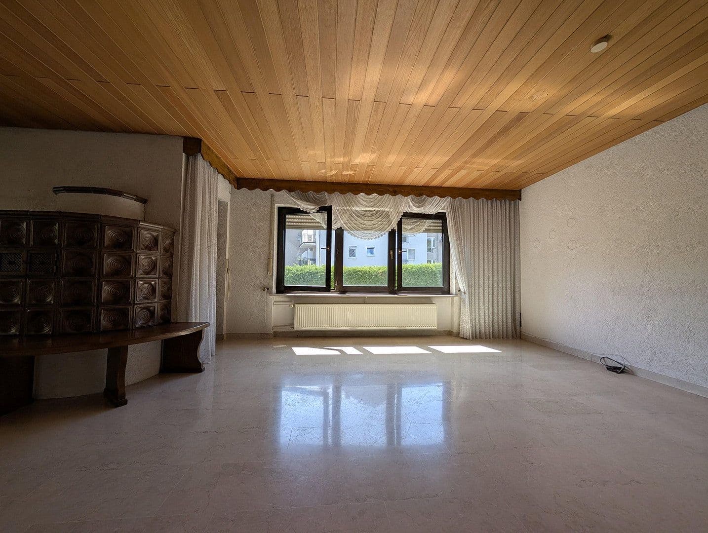 Prodej domu 162 m², pozemek 360 m², Goldbach, Bavorsko Prodej domu 162 m², pozemek 360 m², Goldbach, Bavorsko