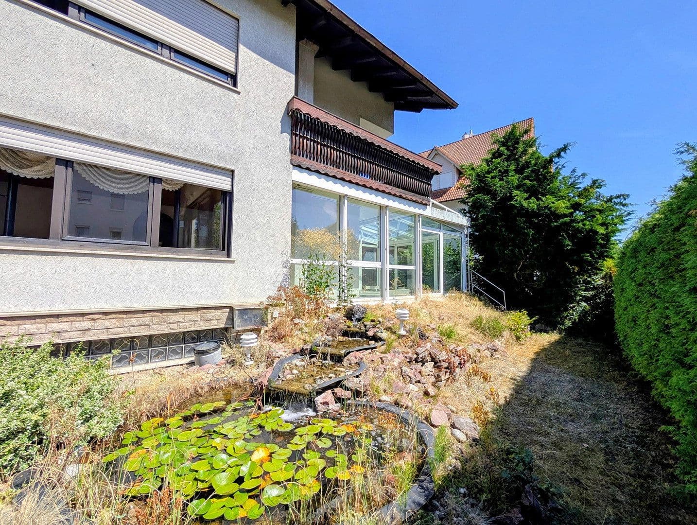 Prodej domu 162 m², pozemek 360 m², Goldbach, Bavorsko Prodej domu 162 m², pozemek 360 m², Goldbach, Bavorsko