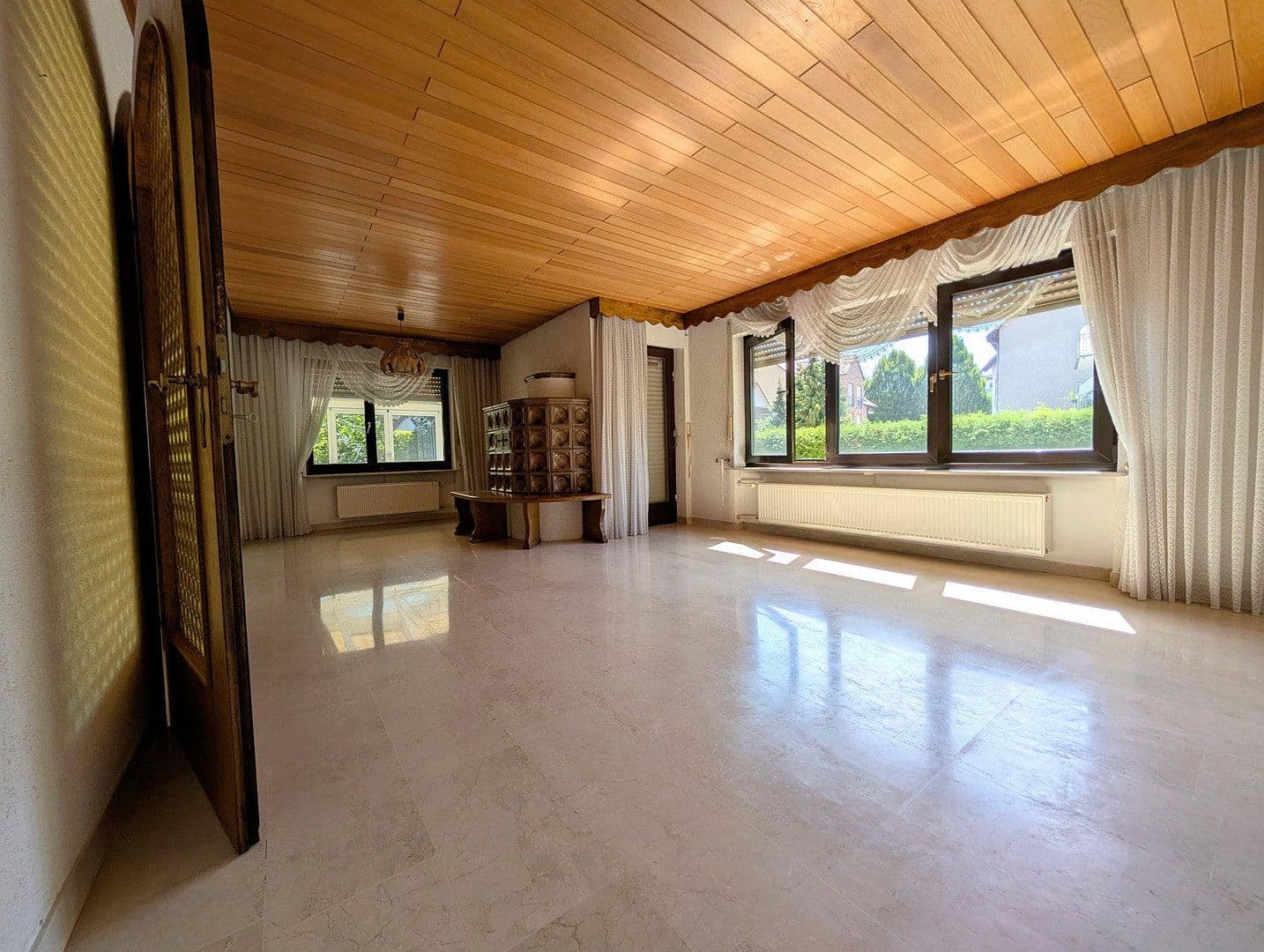 Prodej domu 162 m², pozemek 360 m², Goldbach, Bavorsko Prodej domu 162 m², pozemek 360 m², Goldbach, Bavorsko