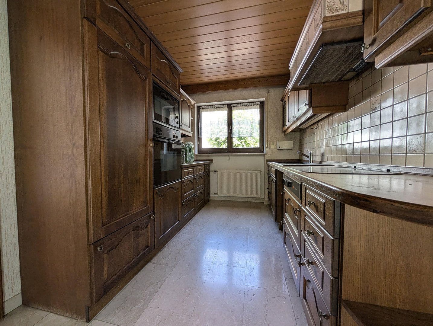Prodej domu 162 m², pozemek 360 m², Goldbach, Bavorsko Prodej domu 162 m², pozemek 360 m², Goldbach, Bavorsko