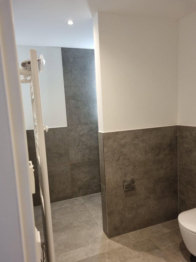 Pronájem bytu 2+1 76 m², Bergstr.9, Laufenburg (Baden), Bádensko-Württembersko Pronájem bytu 2+1 76 m², Bergstr.9, Laufenburg (Baden), Bádensko-Württembersko