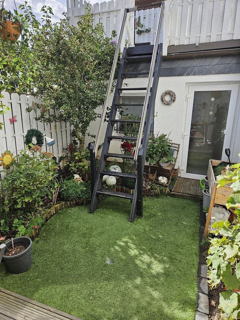 Prodej domu 84 m², pozemek 120 m², Niederkassel, Severní Porýní-Vestfálsko Prodej domu 84 m², pozemek 120 m², Niederkassel, Severní Porýní-Vestfálsko
