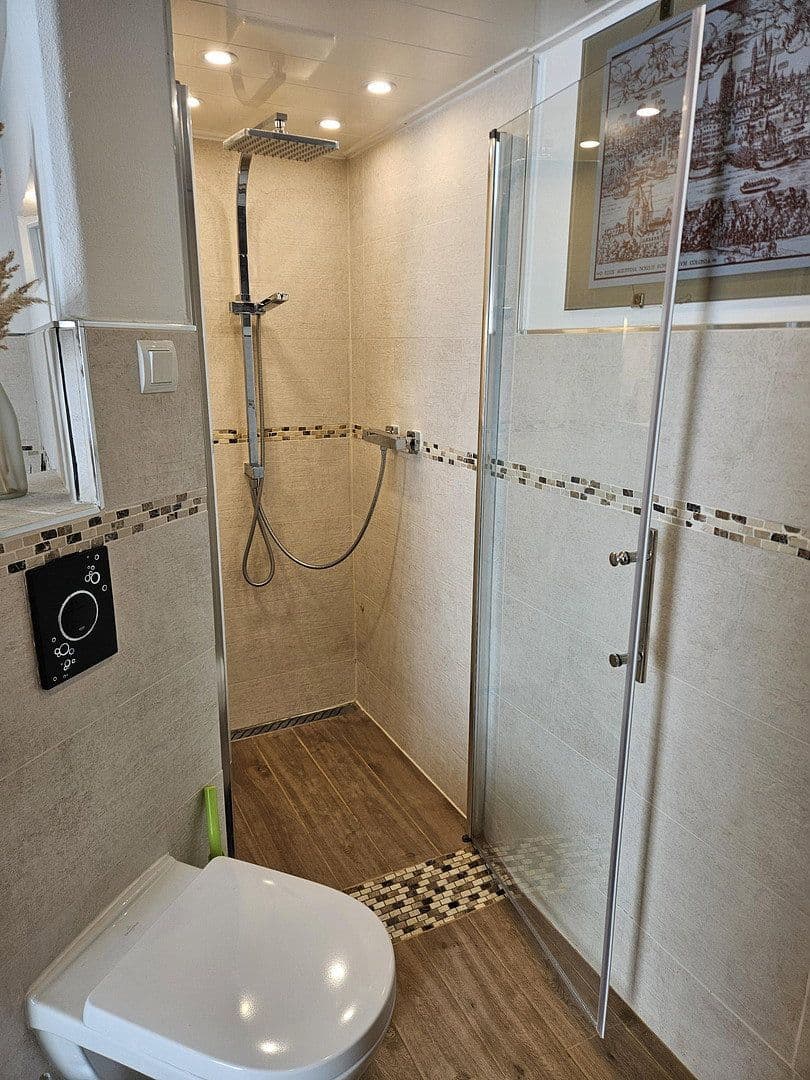 Prodej domu 84 m², pozemek 120 m², Niederkassel, Severní Porýní-Vestfálsko Prodej domu 84 m², pozemek 120 m², Niederkassel, Severní Porýní-Vestfálsko