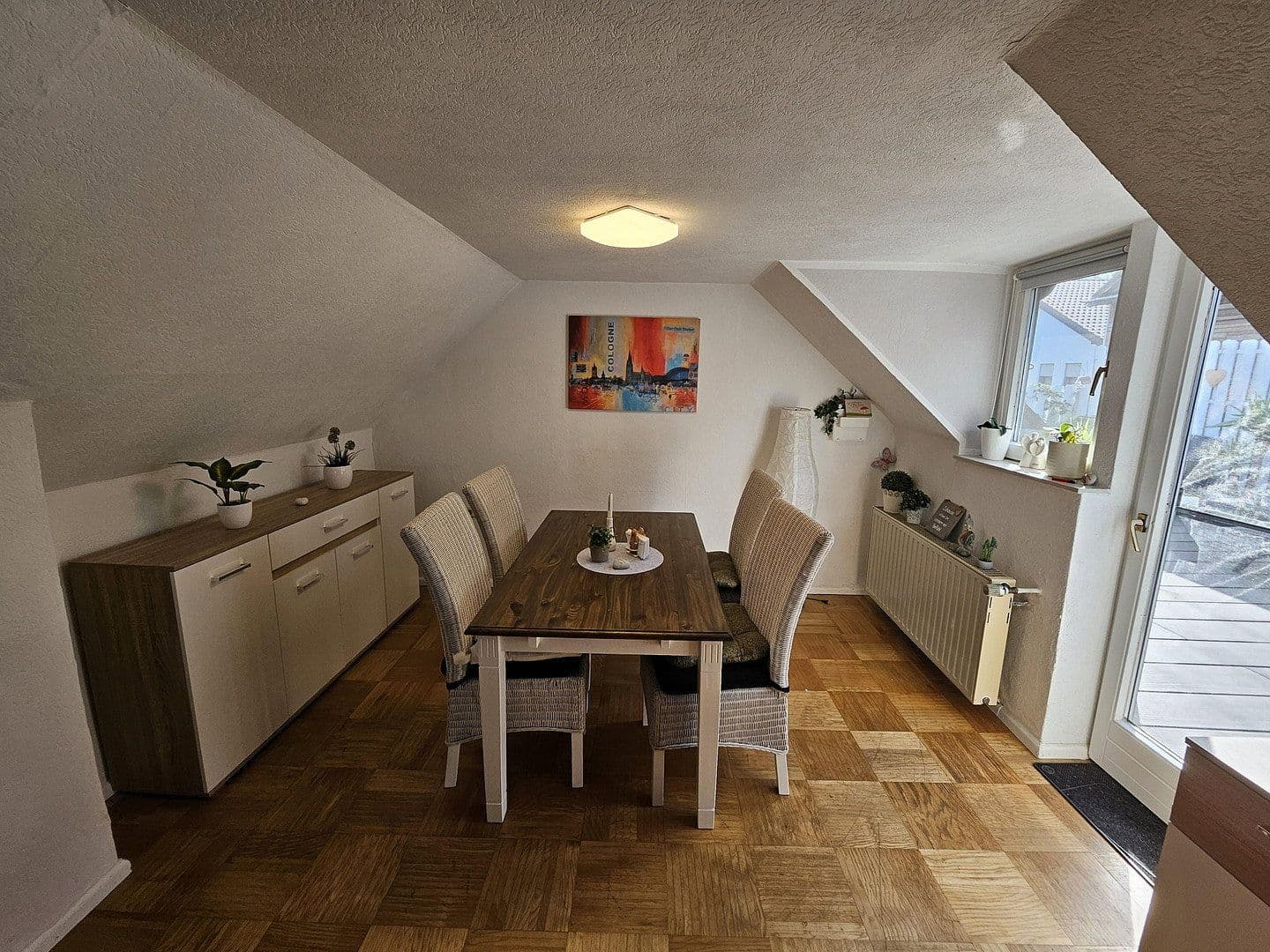 Prodej domu 84 m², pozemek 120 m², Niederkassel, Severní Porýní-Vestfálsko Prodej domu 84 m², pozemek 120 m², Niederkassel, Severní Porýní-Vestfálsko