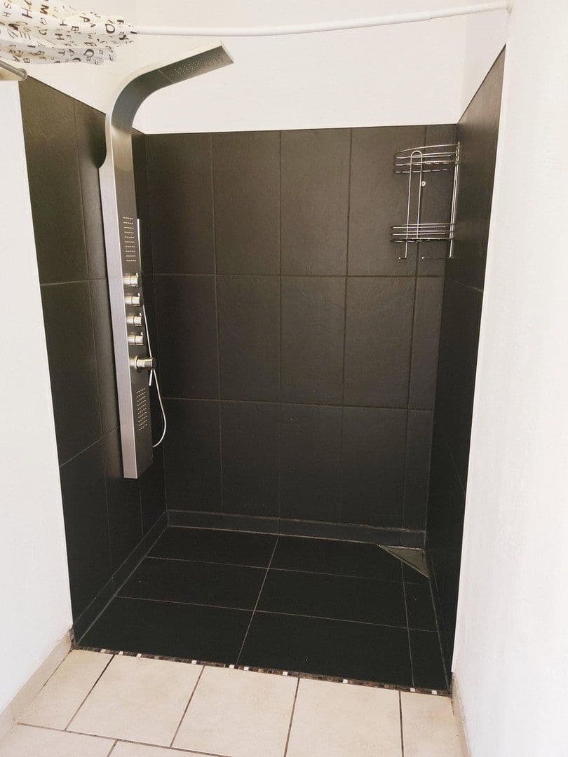 Pronájem bytu 2+1 72 m², Düren, Severní Porýní-Vestfálsko Pronájem bytu 2+1 72 m², Düren, Severní Porýní-Vestfálsko