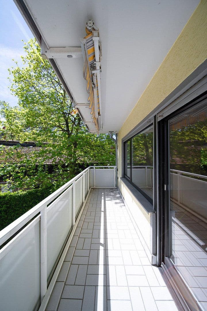 Prodej bytu 3+1 80 m², Wiesbaden, Hessen Prodej bytu 3+1 80 m², Wiesbaden, Hessen