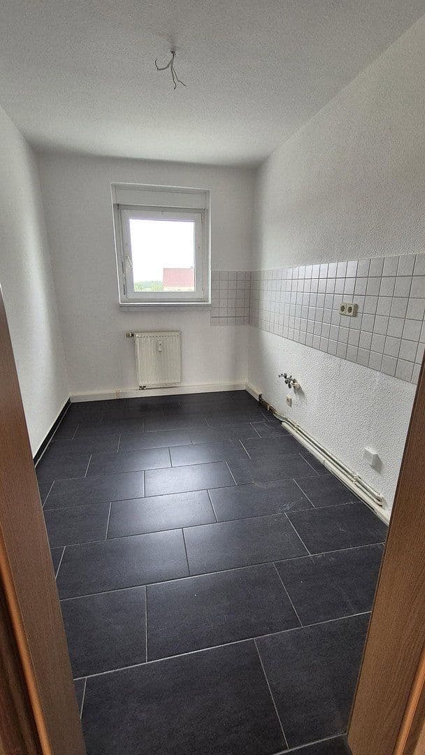 Pronájem bytu 3+1 63 m², Zur Siedlung 25, Jahnatal, Sasko Pronájem bytu 3+1 63 m², Zur Siedlung 25, Jahnatal, Sasko