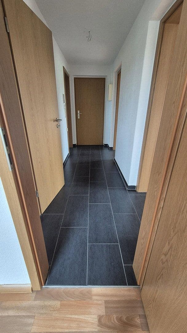 Pronájem bytu 3+1 63 m², Zur Siedlung 25, Jahnatal, Sasko Pronájem bytu 3+1 63 m², Zur Siedlung 25, Jahnatal, Sasko