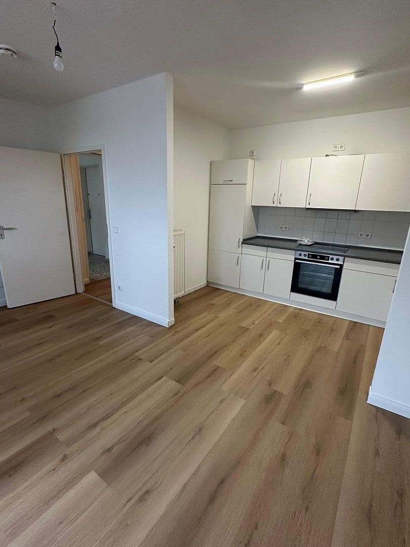 Pronájem bytu 2+1 58 m², Breite Straße 47, Luckenwalde, Braniborsko Pronájem bytu 2+1 58 m², Breite Straße 47, Luckenwalde, Braniborsko