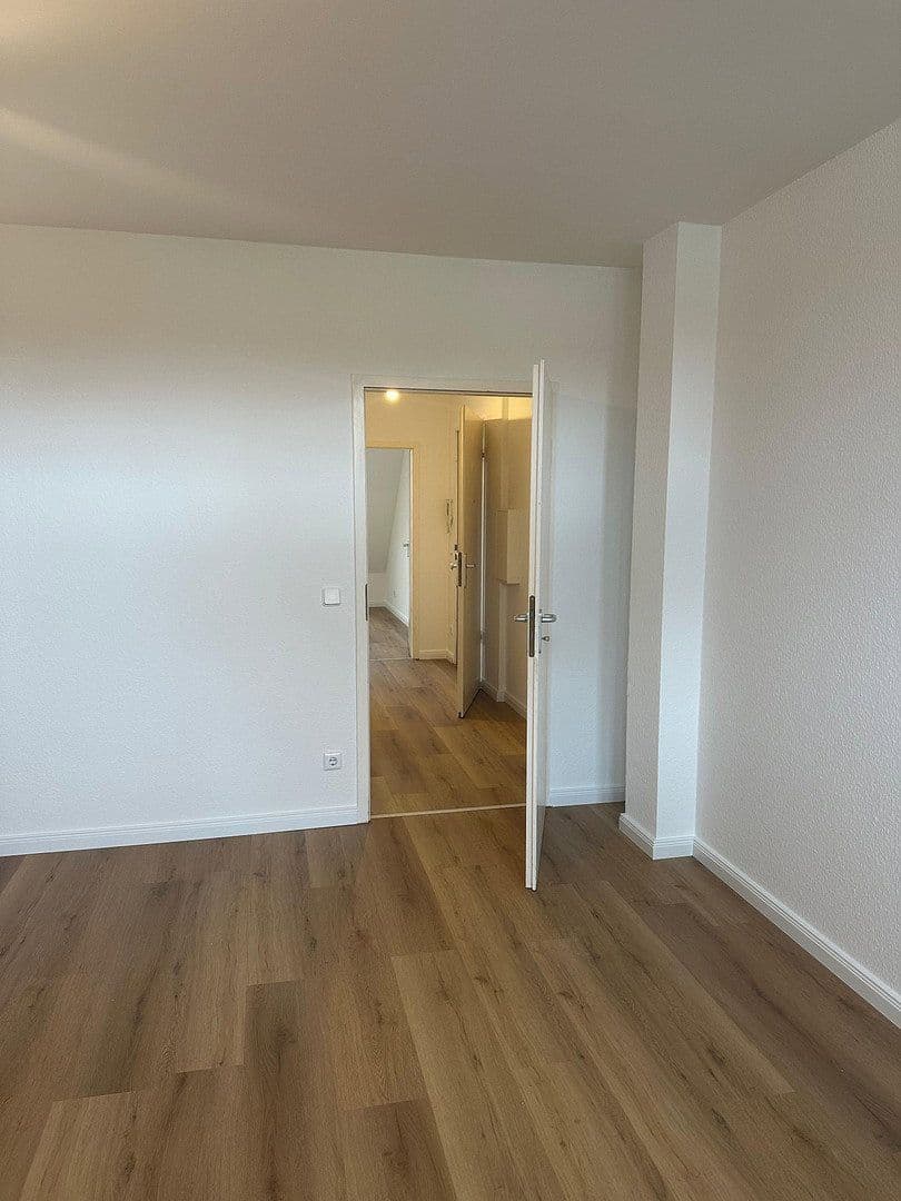 Pronájem bytu 2+1 58 m², Breite Straße 47, Luckenwalde, Braniborsko Pronájem bytu 2+1 58 m², Breite Straße 47, Luckenwalde, Braniborsko