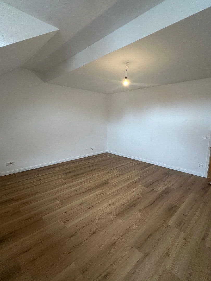 Pronájem bytu 2+1 58 m², Breite Straße 47, Luckenwalde, Braniborsko Pronájem bytu 2+1 58 m², Breite Straße 47, Luckenwalde, Braniborsko