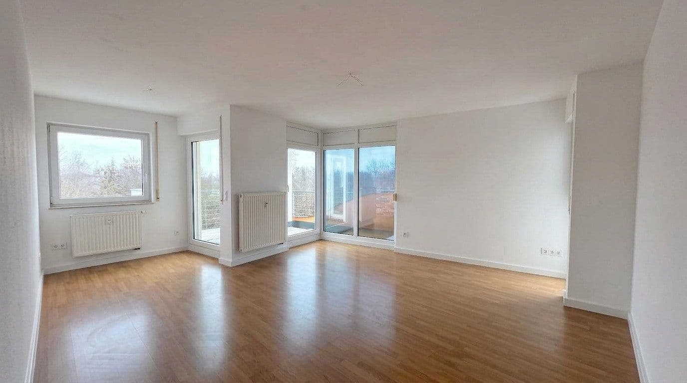 Pronájem bytu 3+1 82 m², Leipzig-Os, Sasko Pronájem bytu 3+1 82 m², Leipzig-Os, Sasko