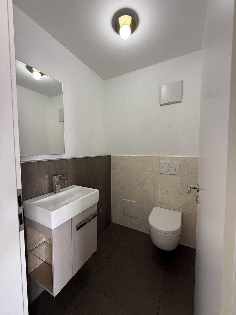 Prodej bytu 4+kk 110 m², Lauffen am Neckar, Bádensko-Württembersko Prodej bytu 4+kk 110 m², Lauffen am Neckar, Bádensko-Württembersko