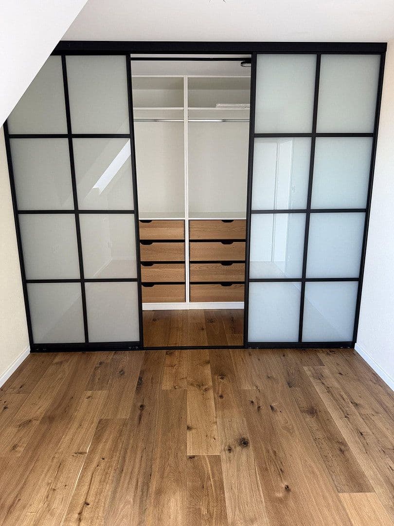 Prodej bytu 4+kk 110 m², Lauffen am Neckar, Bádensko-Württembersko Prodej bytu 4+kk 110 m², Lauffen am Neckar, Bádensko-Württembersko