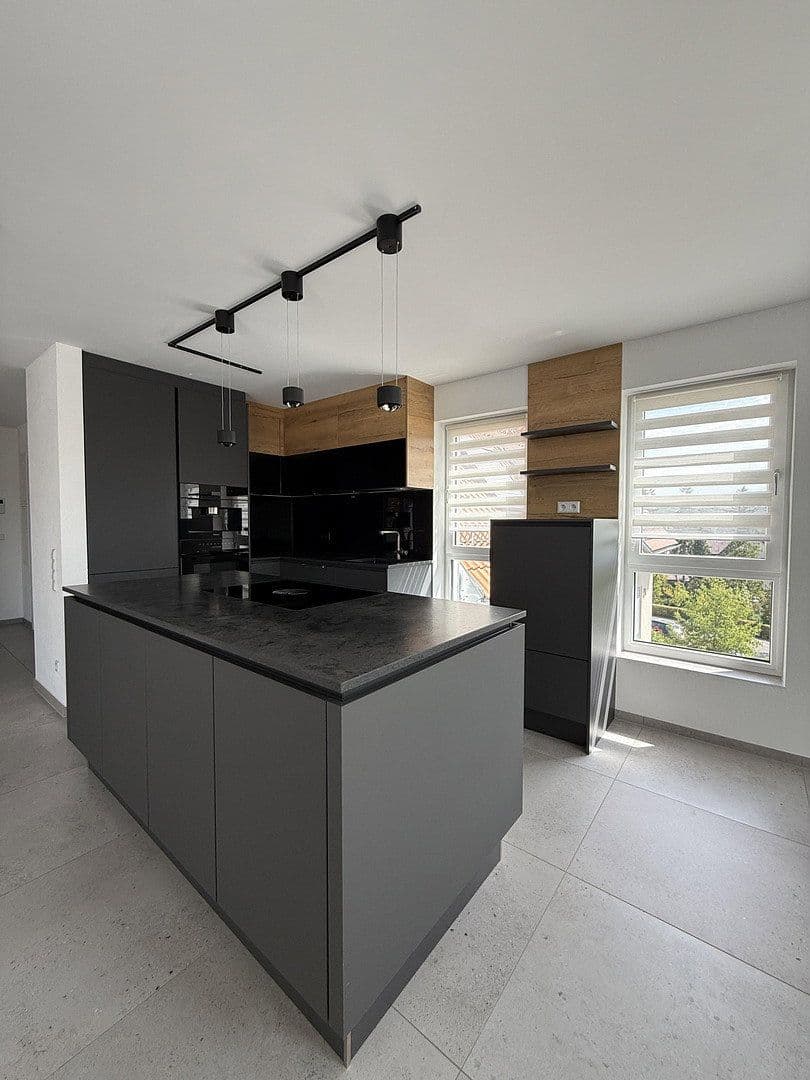 Prodej bytu 4+kk 110 m², Lauffen am Neckar, Bádensko-Württembersko Prodej bytu 4+kk 110 m², Lauffen am Neckar, Bádensko-Württembersko