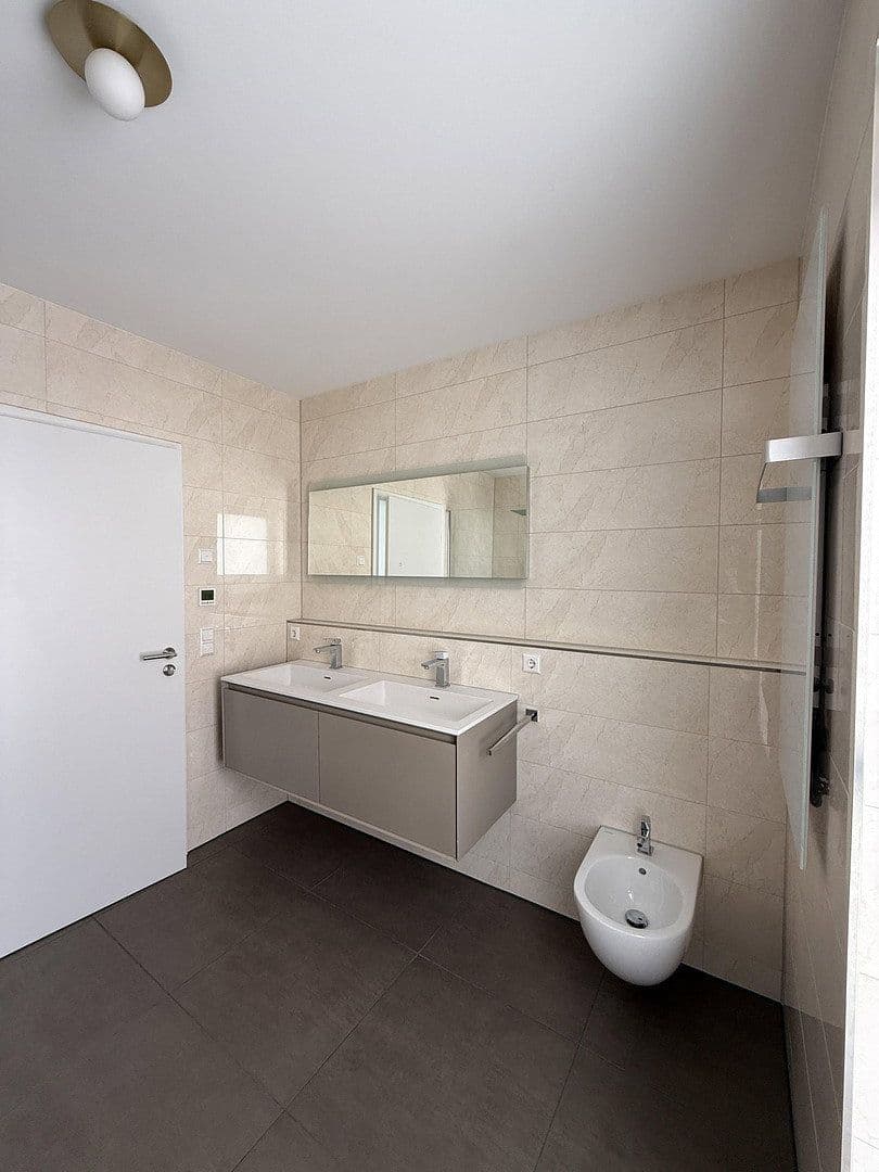 Prodej bytu 4+kk 110 m², Lauffen am Neckar, Bádensko-Württembersko Prodej bytu 4+kk 110 m², Lauffen am Neckar, Bádensko-Württembersko