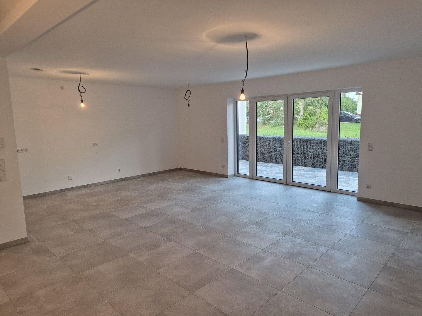 Pronájem bytu 3+1 120 m², Schloßstr. 2G, Wadern, Země Sársko Pronájem bytu 3+1 120 m², Schloßstr. 2G, Wadern, Země Sársko