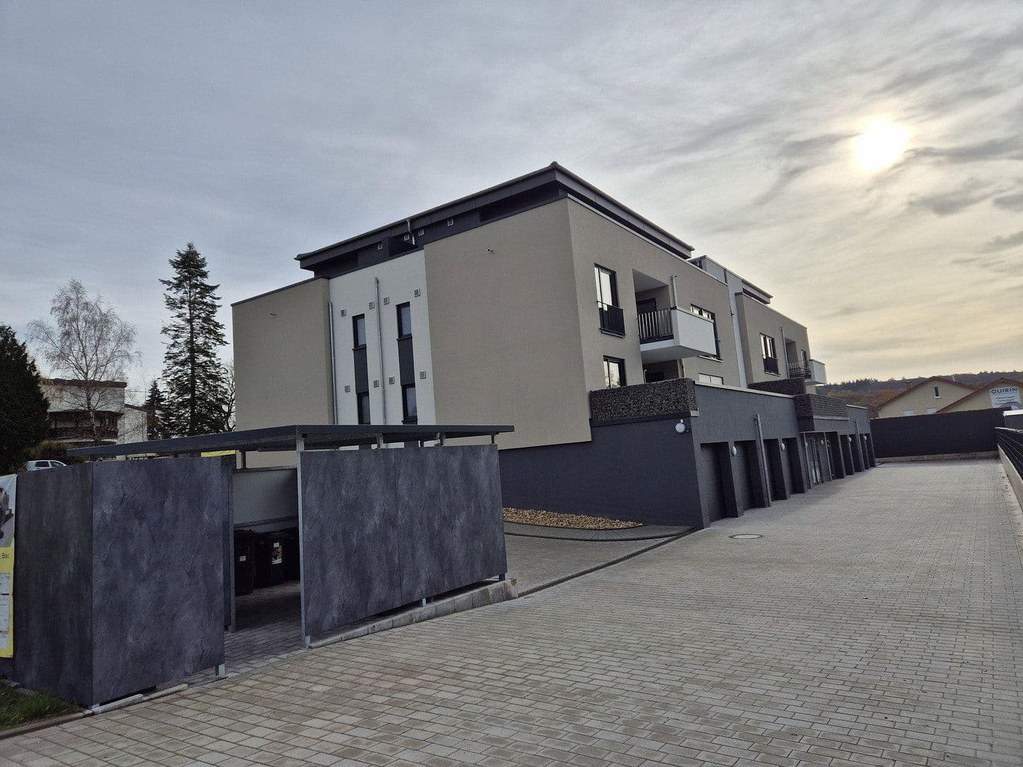 Pronájem bytu 3+1 120 m², Schloßstr. 2G, Wadern, Země Sársko Pronájem bytu 3+1 120 m², Schloßstr. 2G, Wadern, Země Sársko