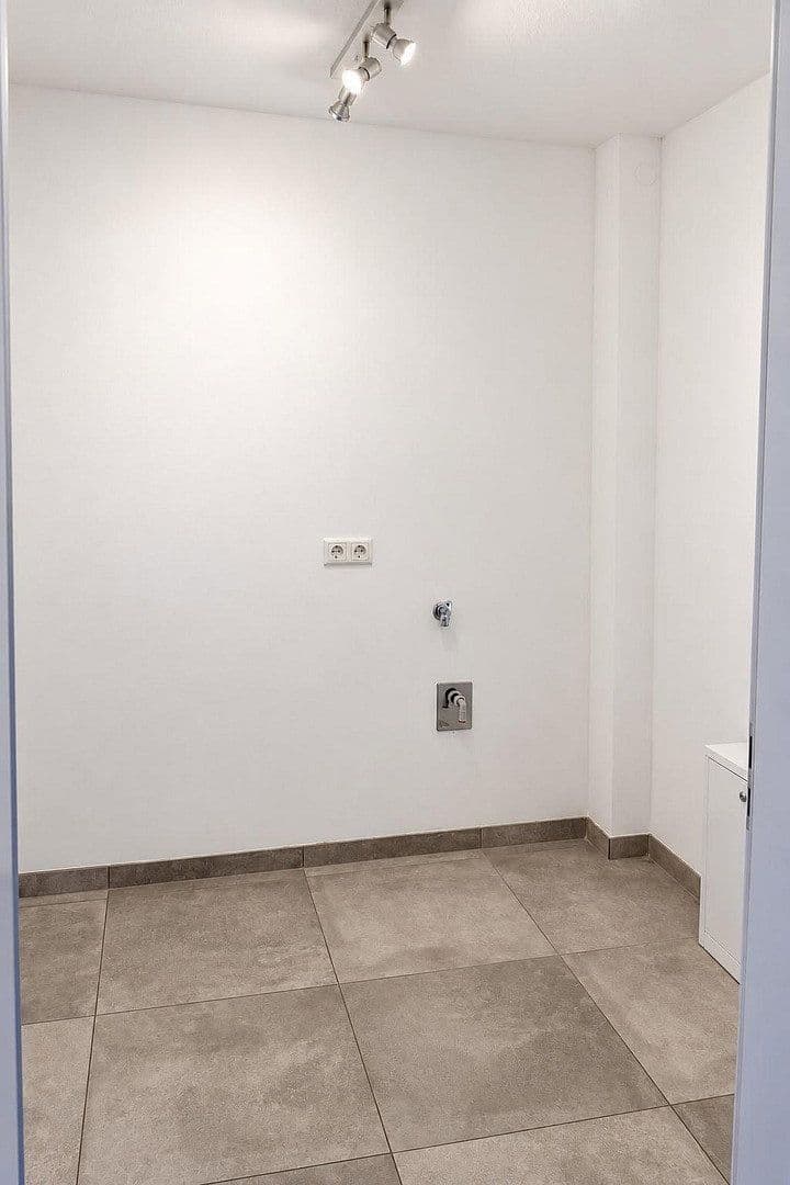 Pronájem bytu 3+1 85 m², Benjesweg 6, Drakenburg, Dolní Sasko Pronájem bytu 3+1 85 m², Benjesweg 6, Drakenburg, Dolní Sasko