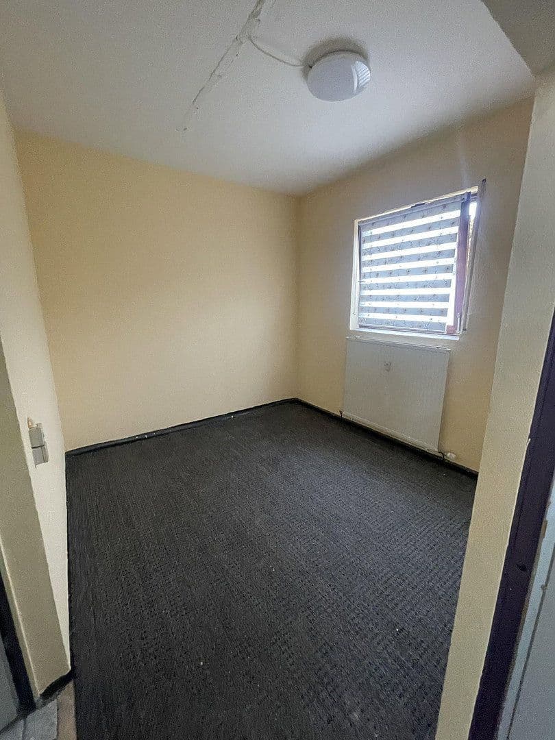 Pronájem nebytového prostoru 30 m², Schwäbisch Gmünd, Bádensko-Württembersko Pronájem nebytového prostoru 30 m², Schwäbisch Gmünd, Bádensko-Württembersko