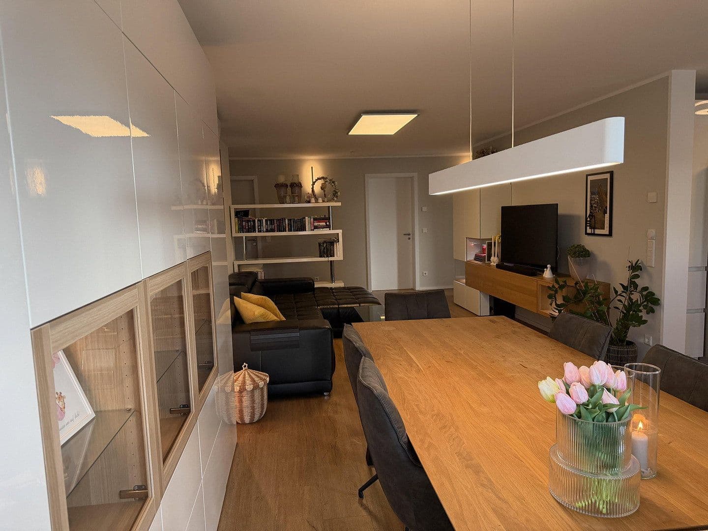 Prodej bytu 3+1 98 m², Duisburg, Severní Porýní-Vestfálsko Prodej bytu 3+1 98 m², Duisburg, Severní Porýní-Vestfálsko