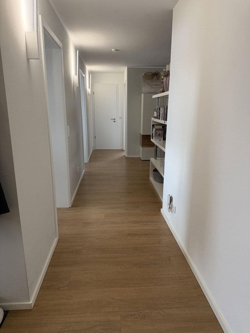 Prodej bytu 3+1 98 m², Duisburg, Severní Porýní-Vestfálsko Prodej bytu 3+1 98 m², Duisburg, Severní Porýní-Vestfálsko