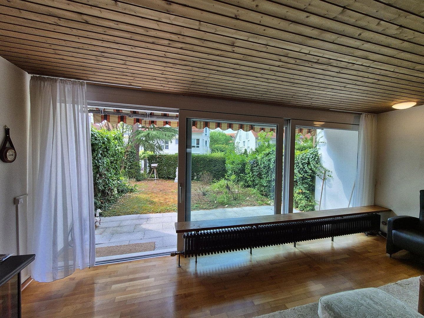 Prodej domu 119 m², pozemek 221 m², Reutlinger Straße 15, Tamm, Bádensko-Württembersko Prodej domu 119 m², pozemek 221 m², Reutlinger Straße 15, Tamm, Bádensko-Württembersko