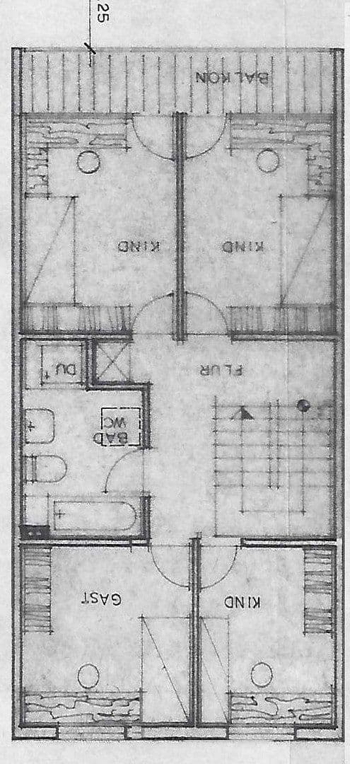 Prodej domu 119 m², pozemek 221 m², Reutlinger Straße 15, Tamm, Bádensko-Württembersko Prodej domu 119 m², pozemek 221 m², Reutlinger Straße 15, Tamm, Bádensko-Württembersko