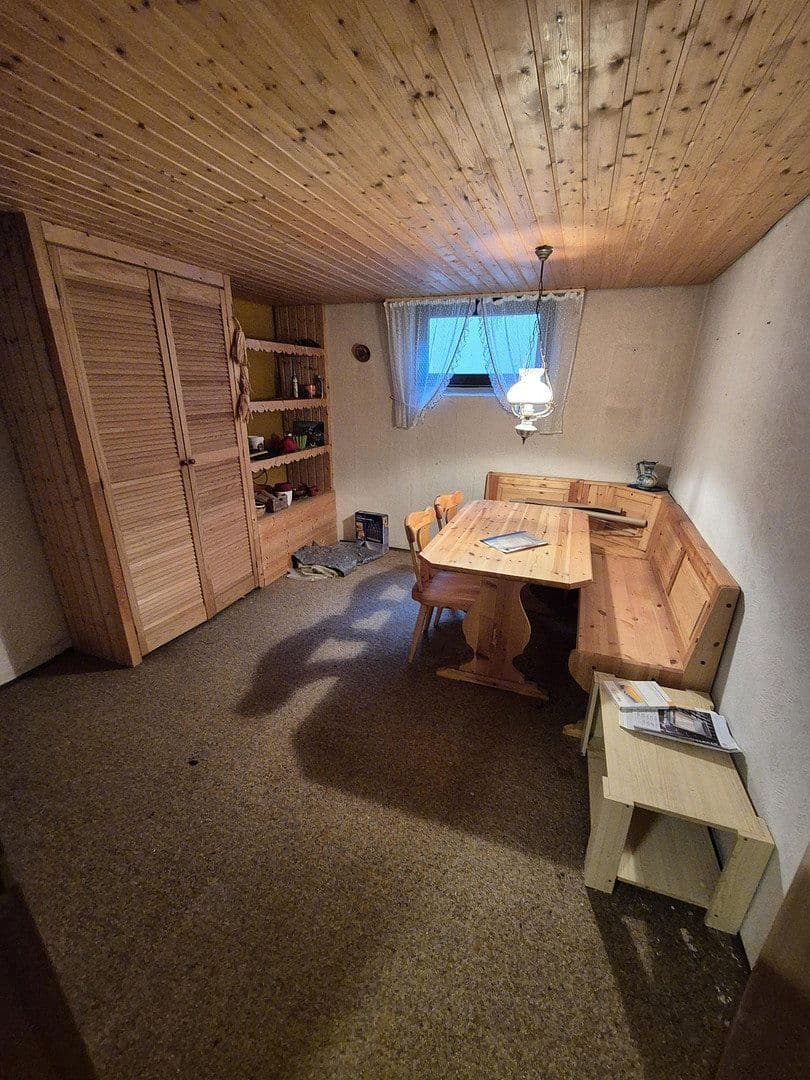 Prodej domu 119 m², pozemek 221 m², Reutlinger Straße 15, Tamm, Bádensko-Württembersko Prodej domu 119 m², pozemek 221 m², Reutlinger Straße 15, Tamm, Bádensko-Württembersko