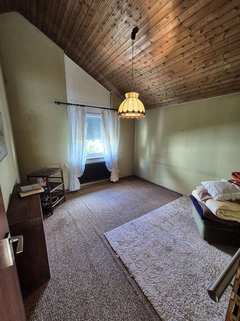 Prodej domu 119 m², pozemek 221 m², Reutlinger Straße 15, Tamm, Bádensko-Württembersko Prodej domu 119 m², pozemek 221 m², Reutlinger Straße 15, Tamm, Bádensko-Württembersko